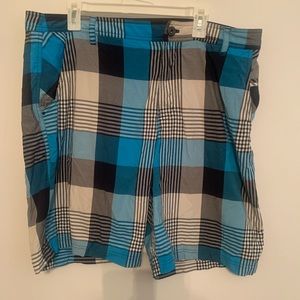 Lululemon -Mens Shorts Kahuna 40 Plaid Blue White Bermuda Walking Casual